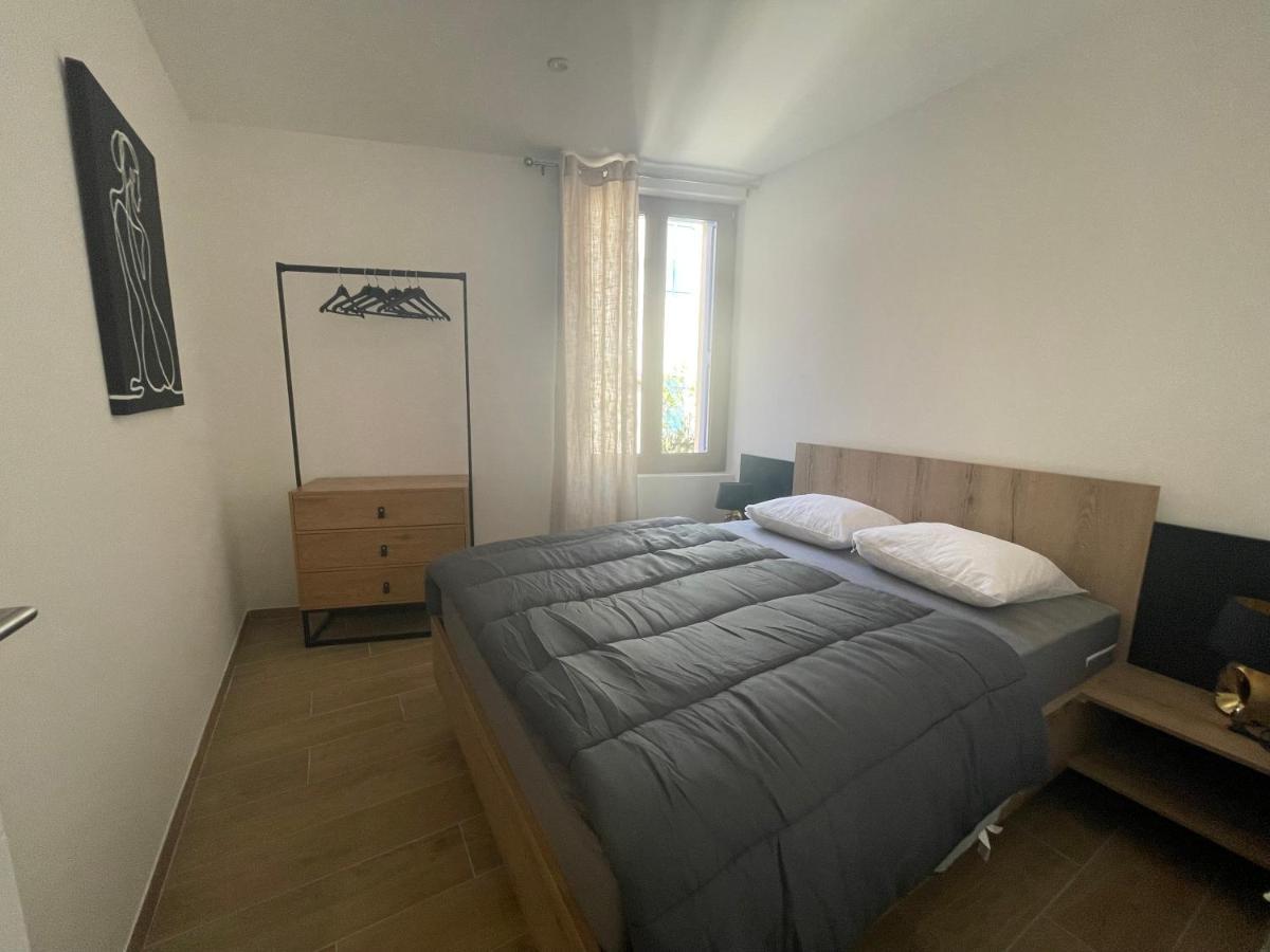 Ibanova Appartements Колюр Екстериор снимка