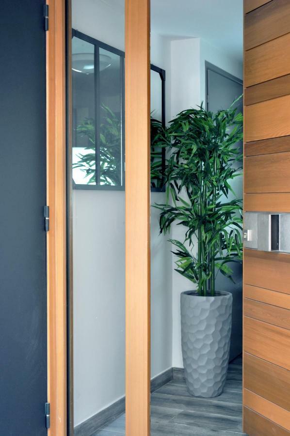 Ibanova Appartements Колюр Екстериор снимка