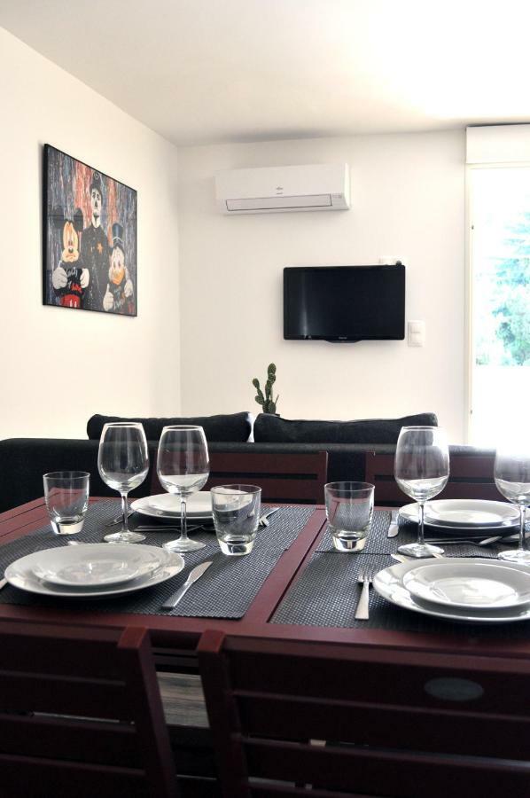 Ibanova Appartements Колюр Екстериор снимка