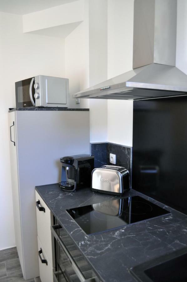 Ibanova Appartements Колюр Екстериор снимка